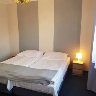 Отели типа «постель и завтрак» Pensjonat MALWA Бренна Большой двухместный номер с 1 кроватью или 2 отдельными кроватями-2